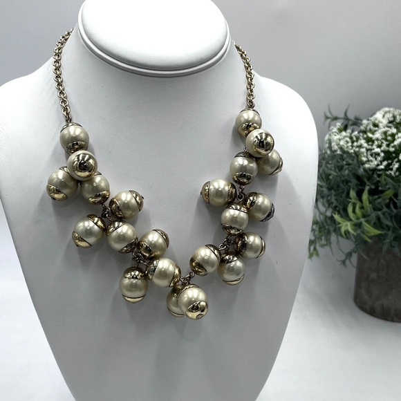 J. Crew Off White Faux Pearl Gold Tone Cluster Necklace Metal Spacers - Picture 2 of 11